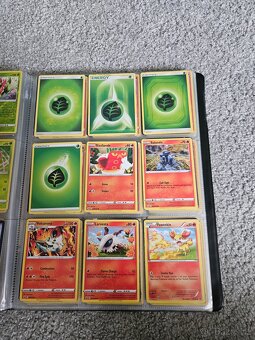 Album plne pokemon karet - 7