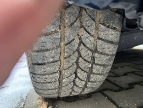 Prodám kola 225/55R16 95H zimní pneu 5,5mm - 7
