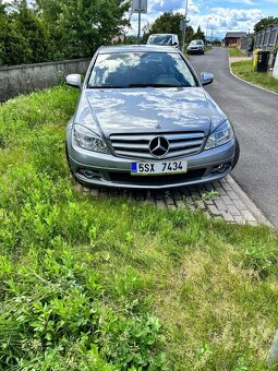 Mercedes Benz C200 - 7