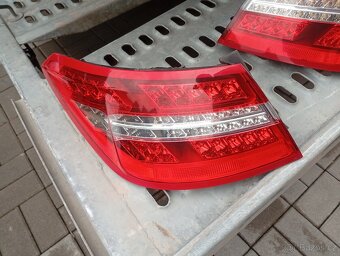 MERCEDES BENZ E COUPE C207 RV 2010 ZADNÍ SVĚTLA, SVĚTLA LED - 7