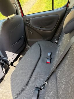 Toyota Yaris, 1,0 48kW - 7