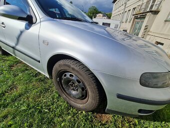 Seat Leon - náhradní díly z vozu - 7