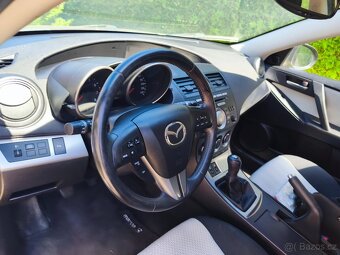 Mazda 3 - 7