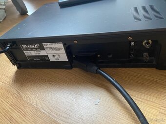 Videorekordér SHARP VC-M230 – Made in U.K. - 7