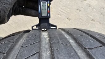 Letní pneu 245/45/19 Pirelli - 7