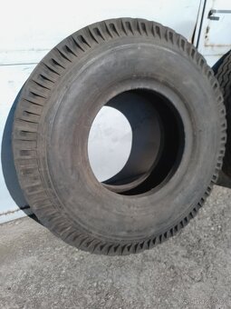 Pneu tatra,liaz,vlek,vlečka 12,00-20 Barum,16 PR,V-1 - 7