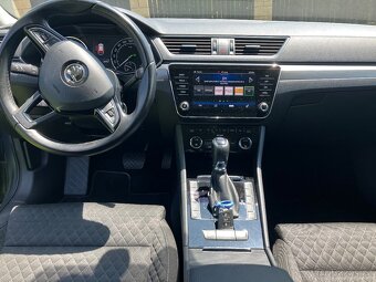 Škoda superb 3 kombi 2.0tdi dsg7 2018 - 7