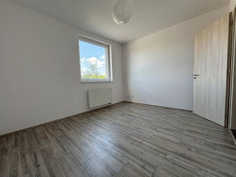 Pronájem bytu 2+kk, Na Kovárně, Doubravka, 14.900,- Kč/měs, - 7
