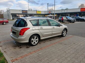 Peugeot 308 SW 1,6 HDI 80 kW, panorama, navigace - 7
