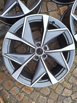 Prodam origo alu kola skoda enyaq Vision 5x112 r21 - 7