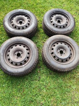 Zimní pneumatiky Pirelli Winter Sottozero 3 - 215/60 R16 - 7