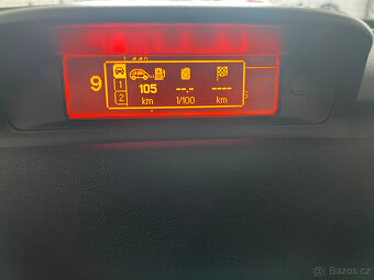 Peugeot 307 2,0i - 7