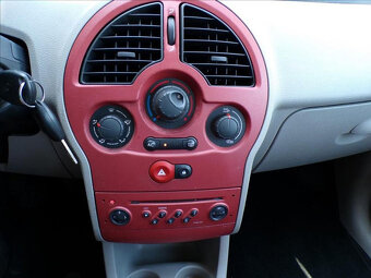 Renault Modus 1,2 16V - 7