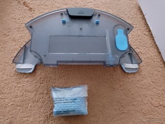Robotický vysavač ETA na náhradní díly - 7