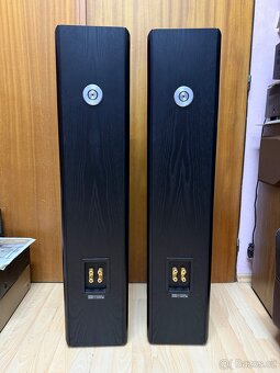 B&w Bowers & Wilkins - 7