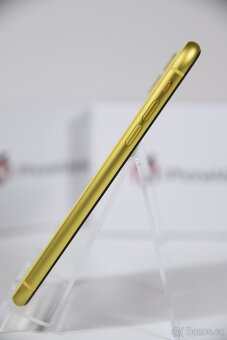 Apple iPhone 11, 256GB, Yellow - záruka 12 měsíců - 7