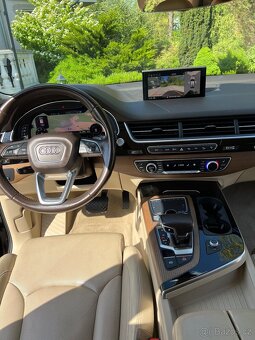 AUDI Q7 - 7