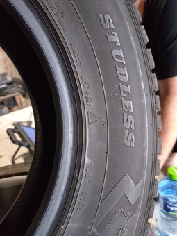 Zimní pneu Dunlop 215/70R15 - 7