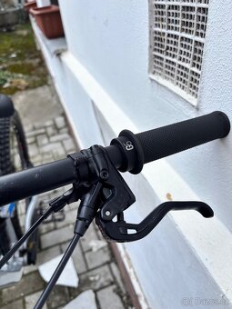 CUBE STEREO 120 ROOKIE ACTIONTEAM 27,5 - 7