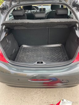 Peugeot 208 1.4 hdi - 7