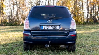 Toyota Corolla Verso, 2.2 D-4D, automatická klima - 7