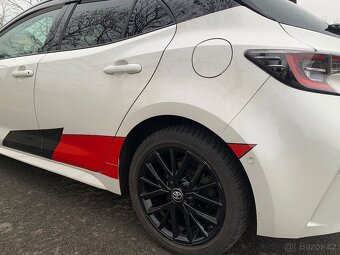 Toyota Corolla 2.0 hybrid Gr paket - 7