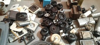 Různý elektromateriál - obsáhlý mix - 7
