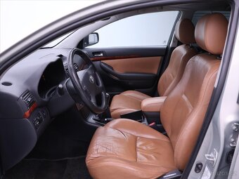 Toyota Avensis 2,0 D4-D Executive STK 02/2027 (2004) - 7