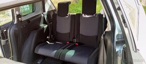 Mazda 5, diesel, velké 7-místné MPV nekuřácké auto, 2009 - 7