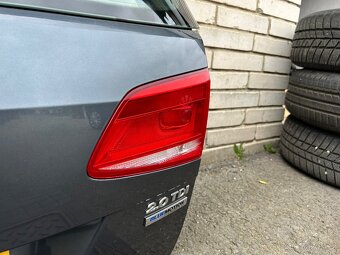 Páté dveře VW Passat B7 LK7X - 7