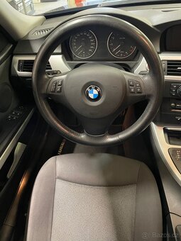 BMW 330i - 7