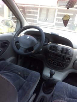 Renault Scenic1,6 - 7