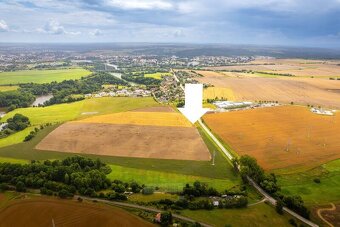 Pozemek o ploše 2.059 m2 ke komerční zástavbě, Tábor - 7