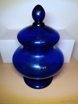 Modrá dóza s víkem, kobaltové sklo - 7