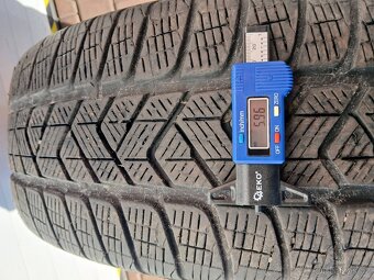 FIAT FREEMONT CROSS - ORIGO ALU R19 SE ZIMNÍMI PNEU PIRELLI  - 7