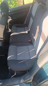 Golf IV 1.4 benzín 55kw - 7