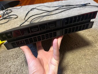 PlayStation 4 500GB - 7