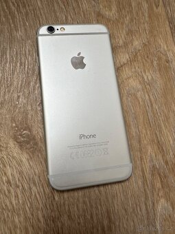 Apple iPhone 6 16GB Černý - 7