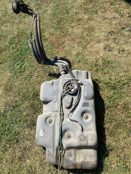 Ve Sharan Alkantra 4x4 1.9TDI 85kw dily z tohoto vozu - 7