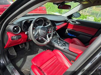 Alfa Romeo Giulia 2.0 Turbo Veloce Q4 - 7