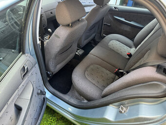 Škoda Fabia 1.4 16V 74kw Elegance - 7