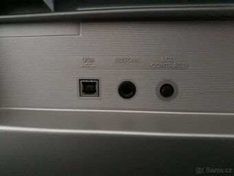 Yamaha DGX-305 portable grand - 7