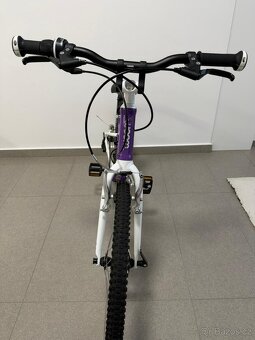 Woom 4 - fialová - 7