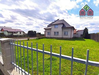 Rodinný dům se zahradou, 4+2 (5+1), pozemek 2565 m2, přístav - 7