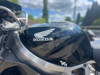 Honda cbr 900 rr Fireblade sc33 facelift - 7