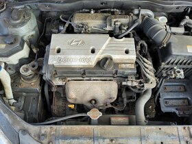 Hyundai Accent 2006 1,4i 71kW - JEZDI - DILY - 7