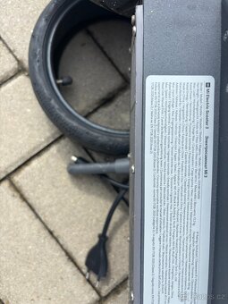 Elektrokoloběžka Xiaomi Mi Electric Scooter 3 - 7