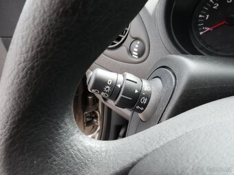 Renault Clio 1.2 i , 55 kW benzín, 2010 - 7