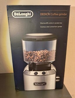 Mlýnek na kávu Delonghi KG520M - 7