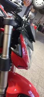 DUCATI STREETFIGHTER 848 HAVAROVANÝ - 7